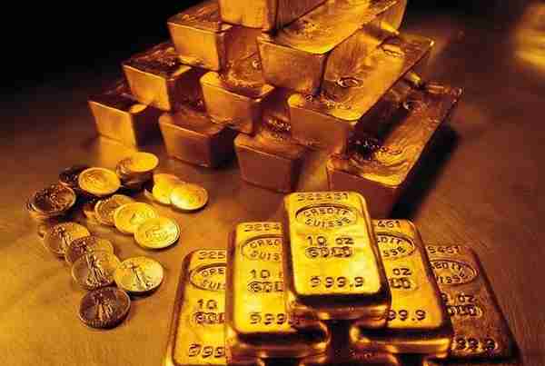 中国或已在做摊牌部署，抛售1809亿美债后，央行确认大量买入黄金
