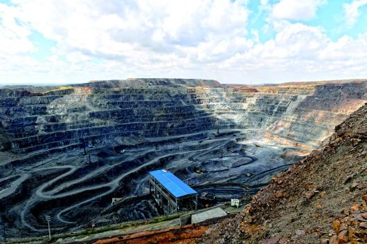 世界最大稀土矿60多年一直被当成铁矿开采