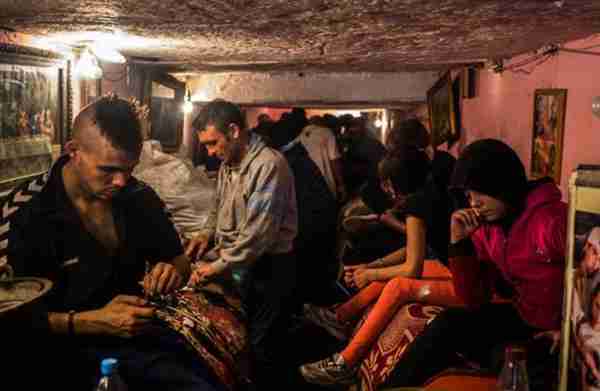罗马尼亚的下水道“地下城”：生活6000余人，像老鼠一样求生