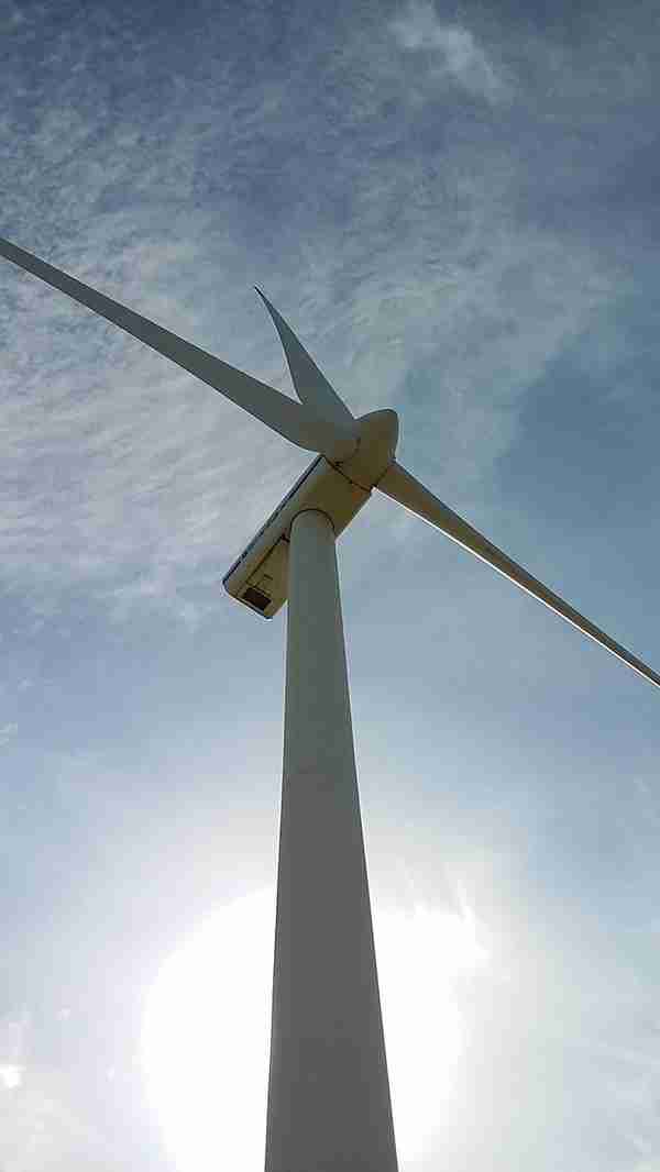 野外风力发电机叶片长度(风力发电机叶片长多少米)
